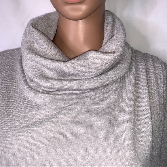 Rae Mode Cowl neck, hi-low hem line light weight top turtleneck oatmeal SZ SM - Picture 5 of 11